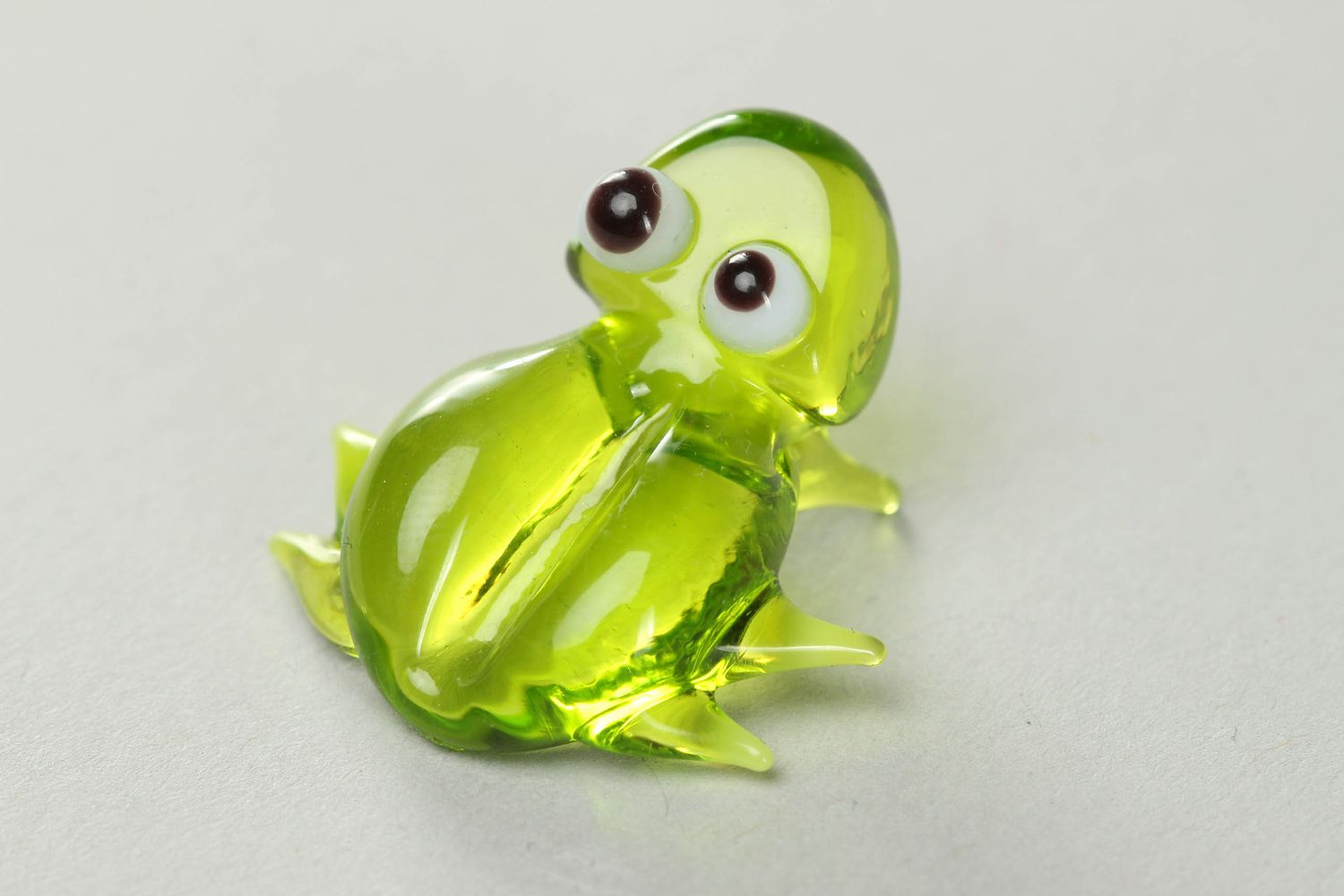 Handmade glass statuette of frog photo 1