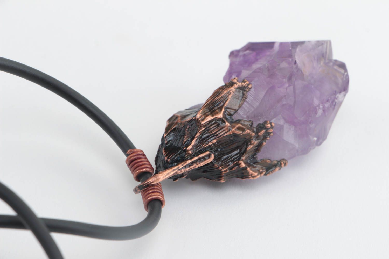 Stylish handmade designer copper neck pendant with amethyst on rubber cord photo 4