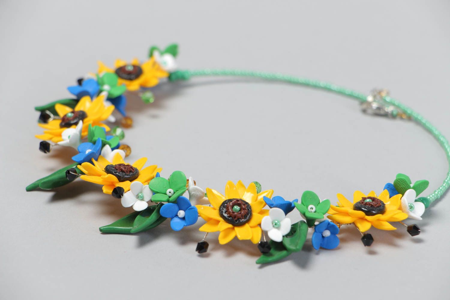 Collar artesanal de arcilla polimérica collar bisutería collar con flores  foto 3