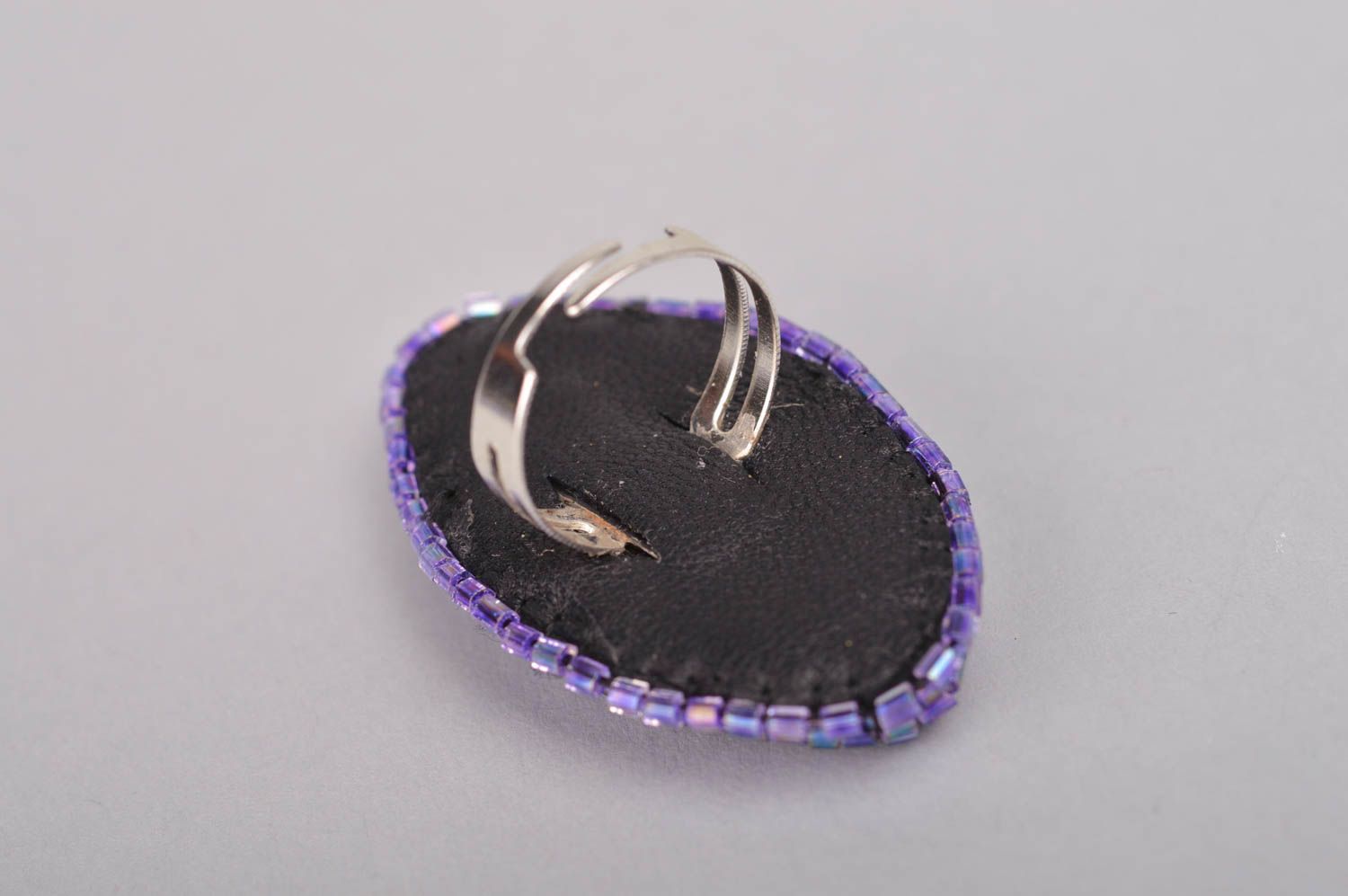Кольцо с натуральным камнем и бисером ручной работы красивое Сиреневый агат фото 4