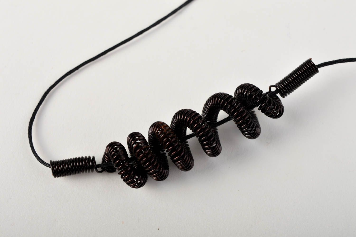 Handmade cord pendant design metal pendant fashion neck accessories for girls photo 4