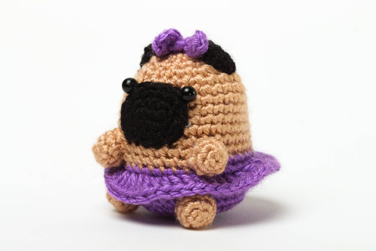 Jouet carlin Peluche faite main en violet tricotée Cadeau enfant au crochet photo 2