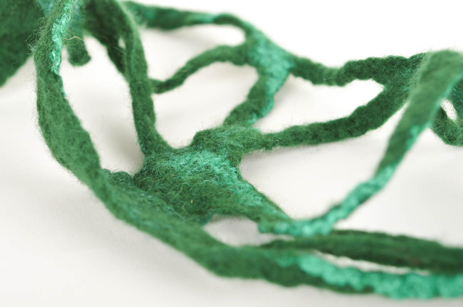 Ажурный шарф ручной работы шерстяной шарф с цветком женский шарф зеленый фото 4