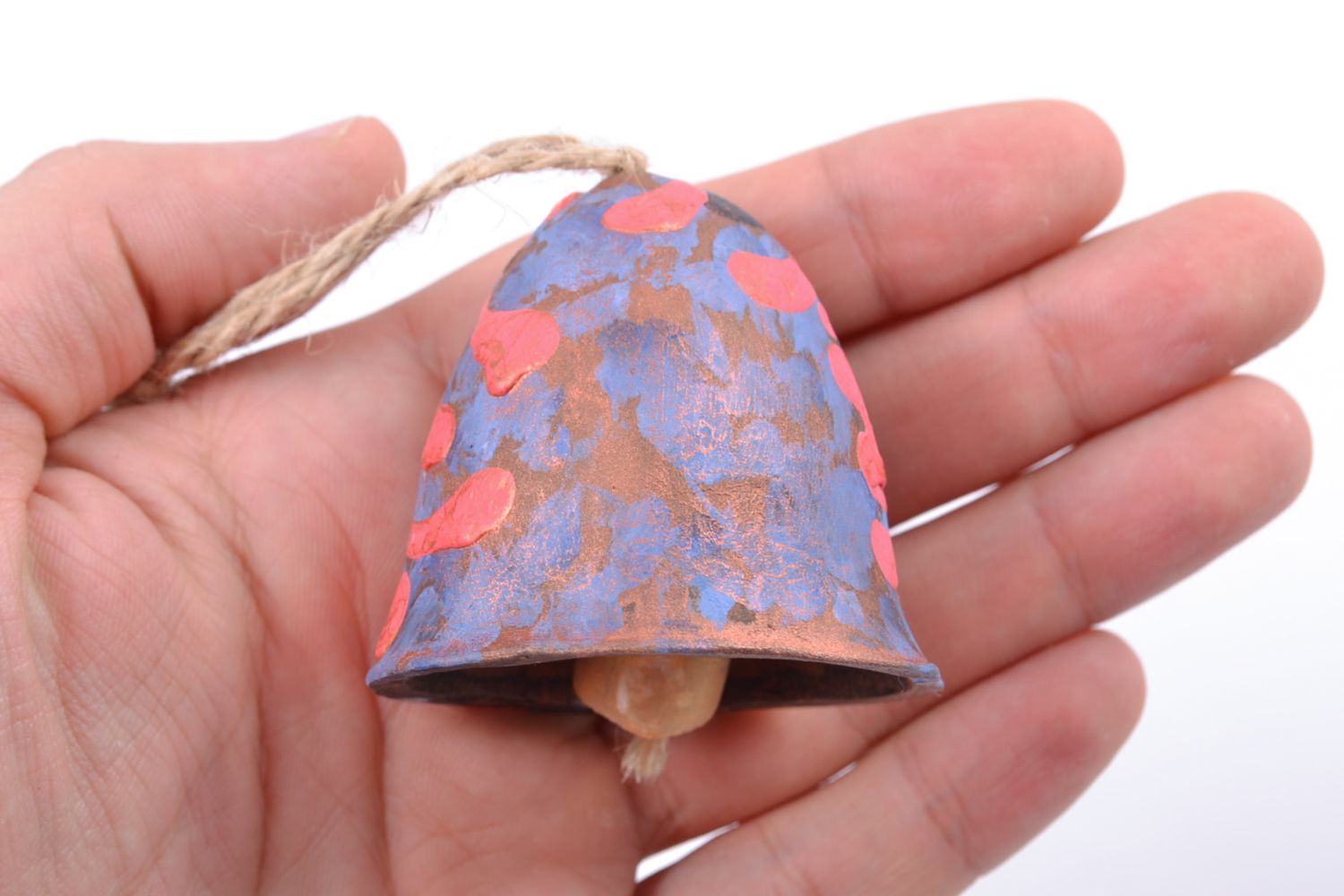 Petite cloche en terre cuite multicolore à motif colorants acryliques faite main photo 2
