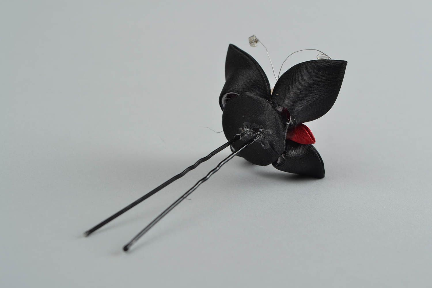 Épingle à cheveux Papillon rubans de satin technique kanzashi faite main noire photo 5