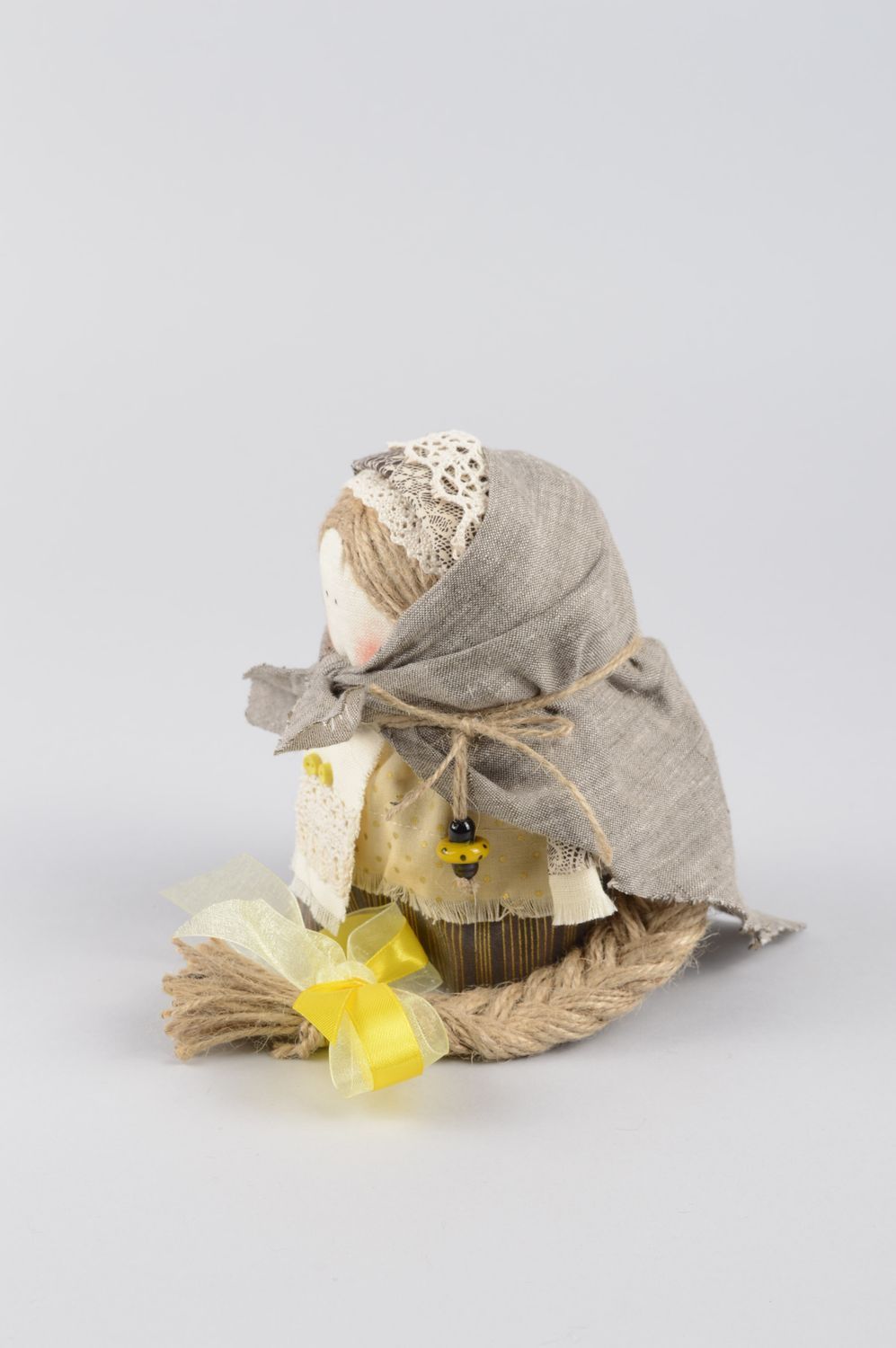 Muñeca de trapo folkórica hecha a mano decoración de hogar regalo original foto 2
