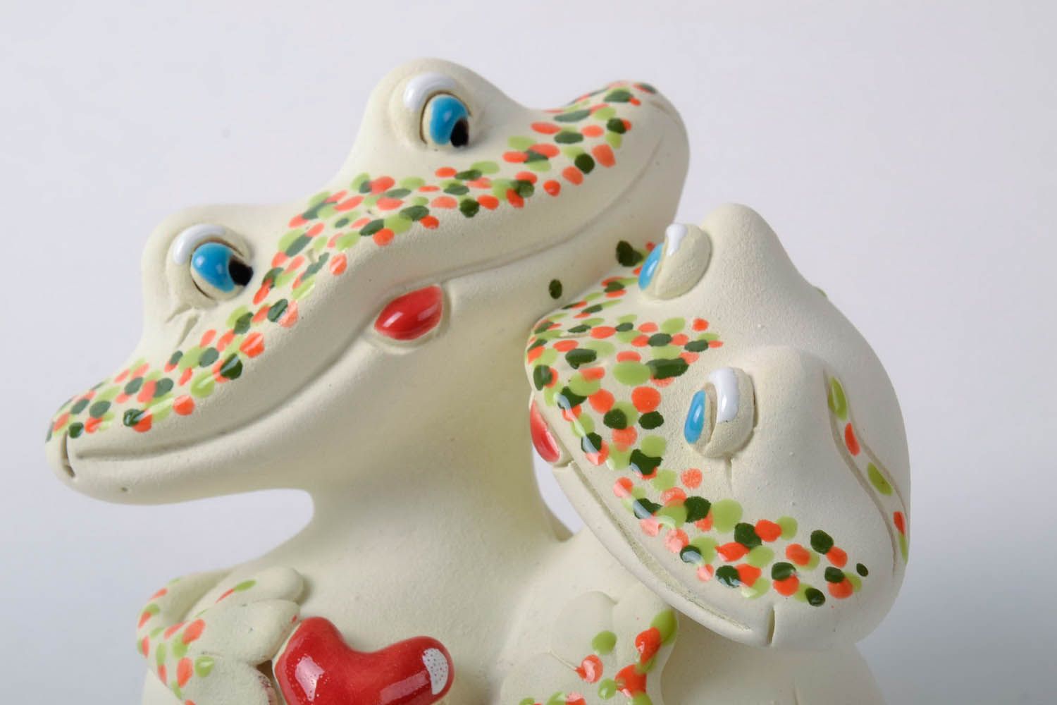 Ceramic money box Frogs in Love photo 3