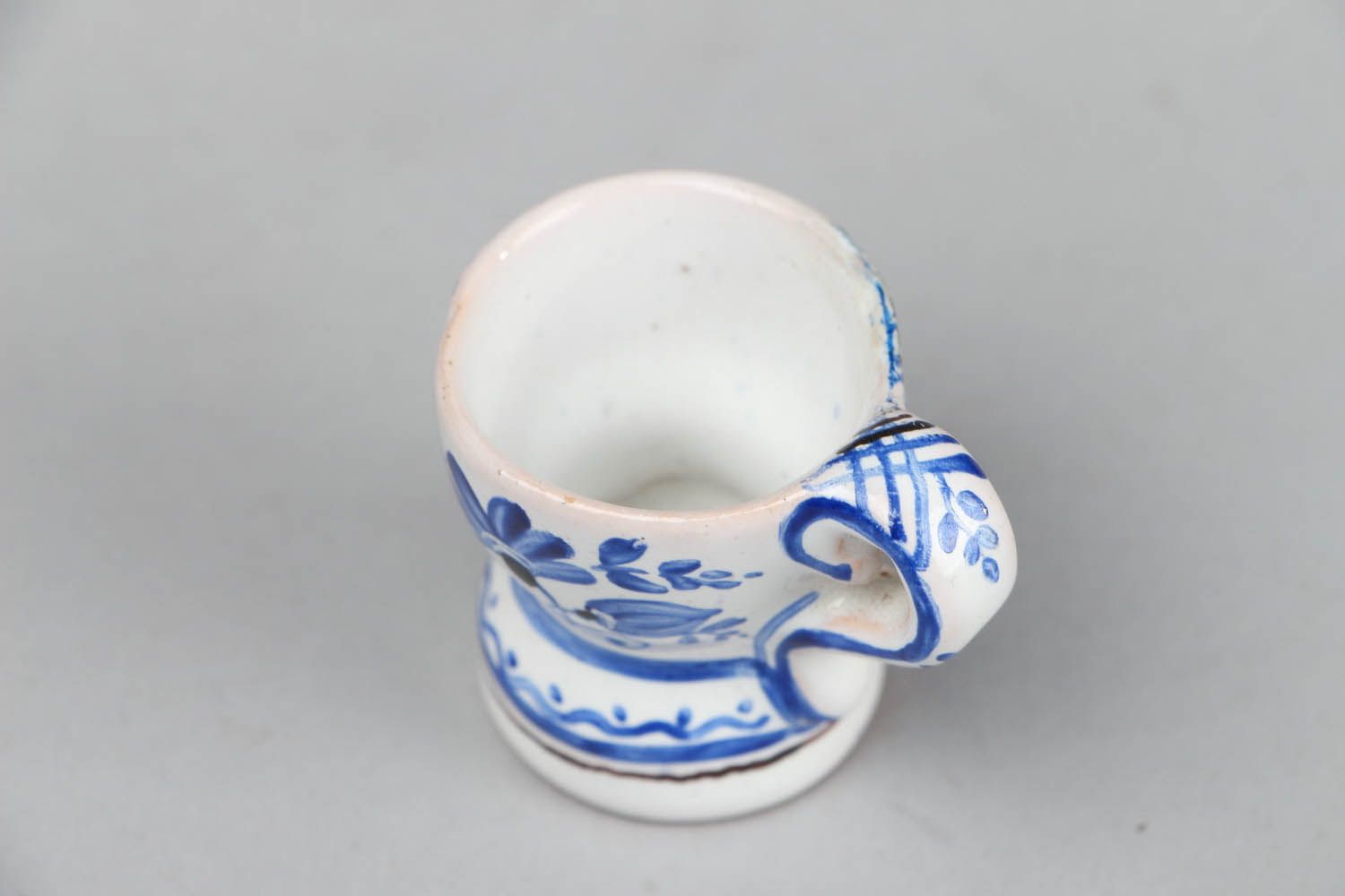 Little 1,5 inches ceramic coffee cup in white&blue design with butterfly 0,06 lb photo 3