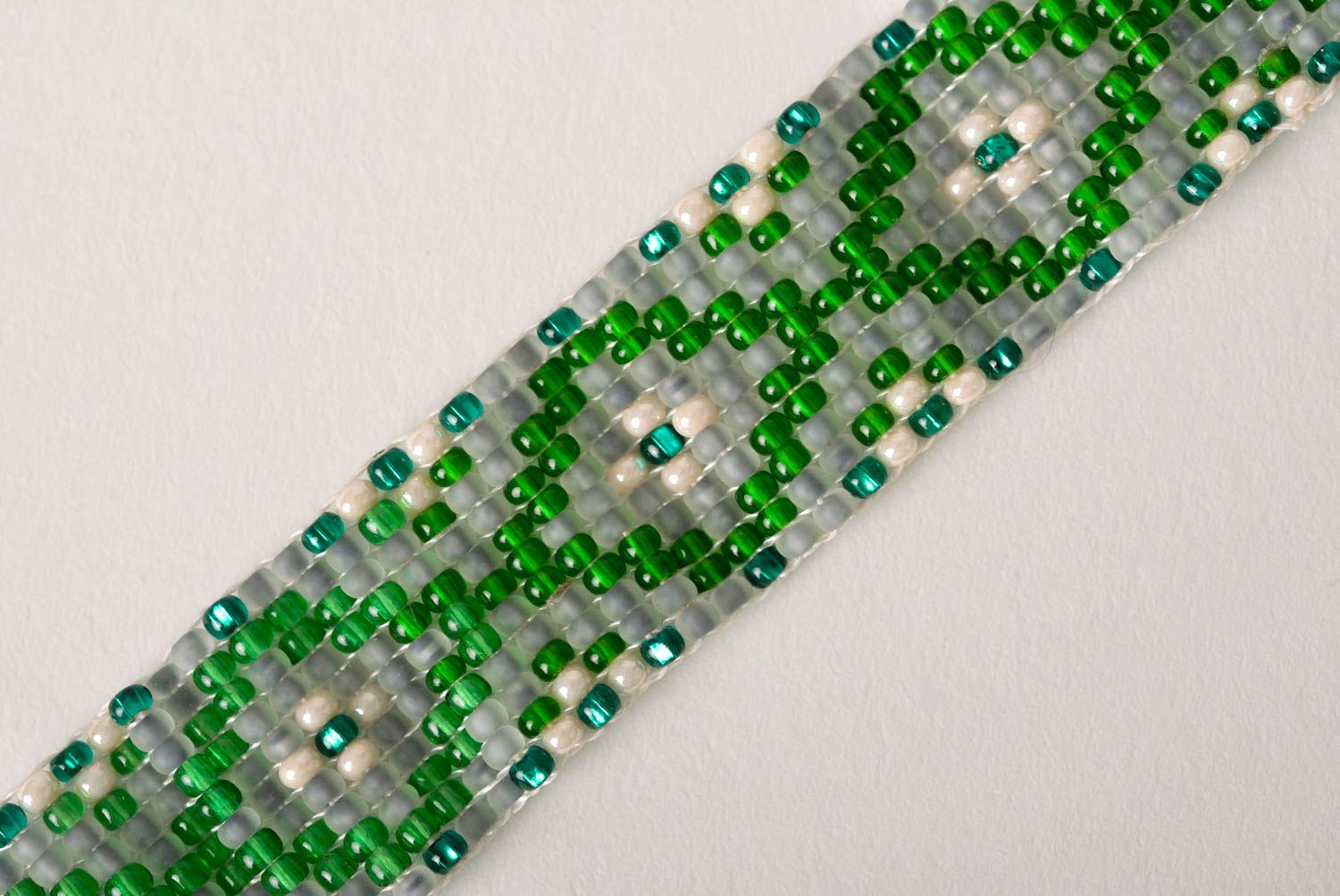 Bracelet perles rocaille Bijou fait main large vert Accessoire pour femme photo 3