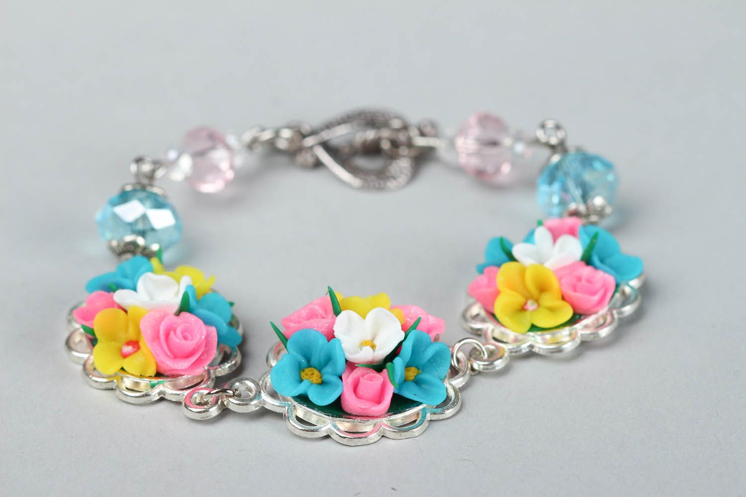 Clay Bracelet with Crystal photo 2