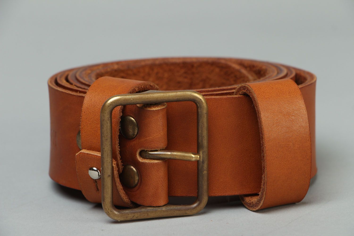 Stylish leather belt photo 1