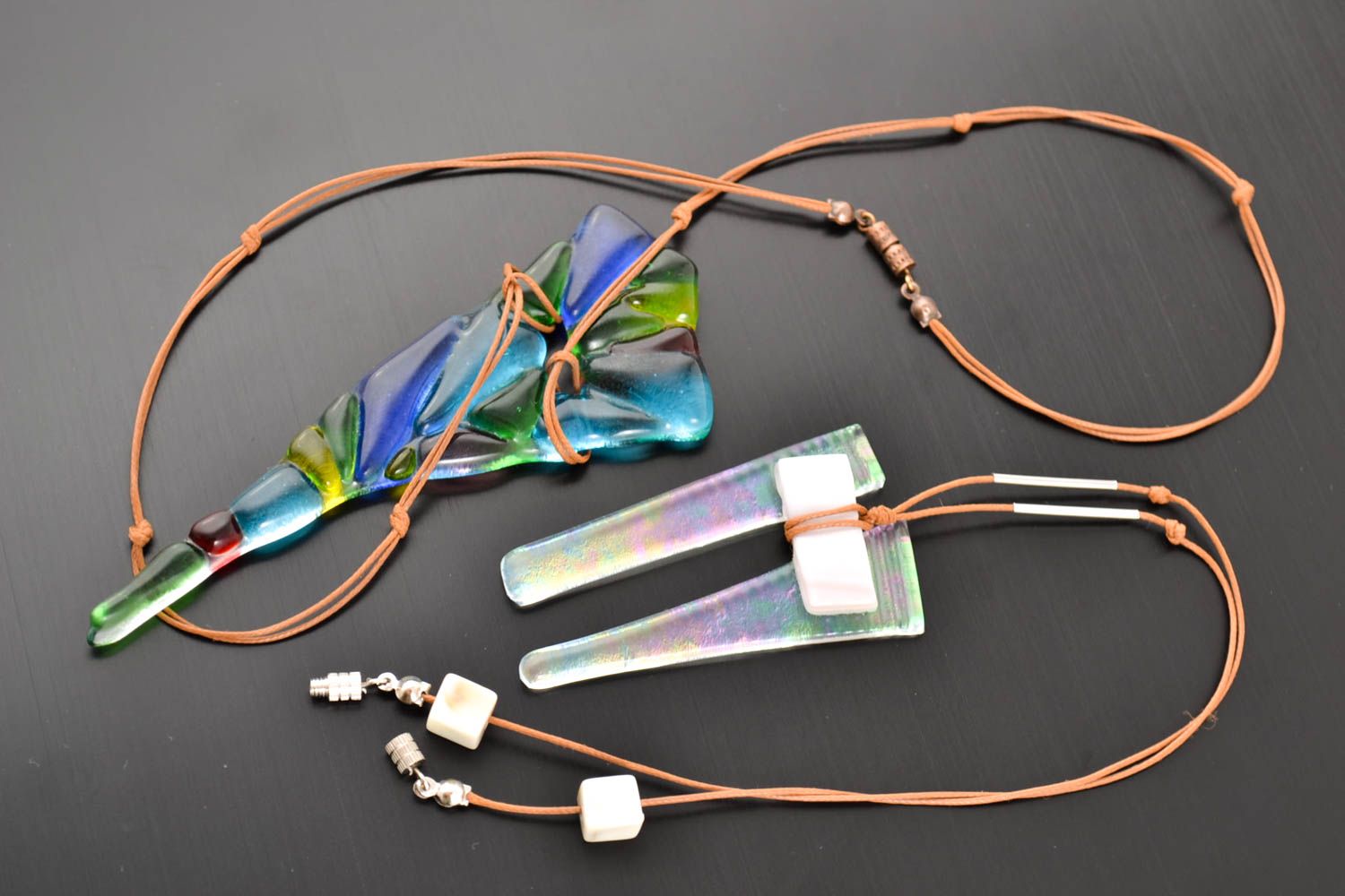 Handmade stylish pendants 2 designer glass pendants cute elegant jewelry photo 1