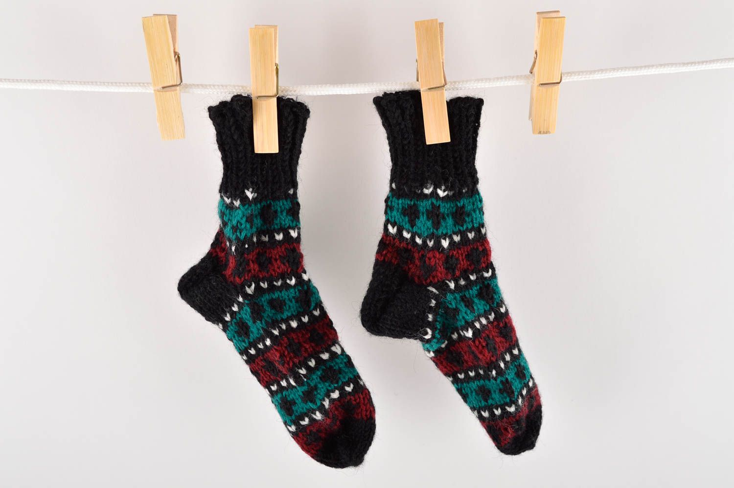 Wollsocken handgestrickt bunte Kindersocken warme Socken dicke Kindersocken  foto 1