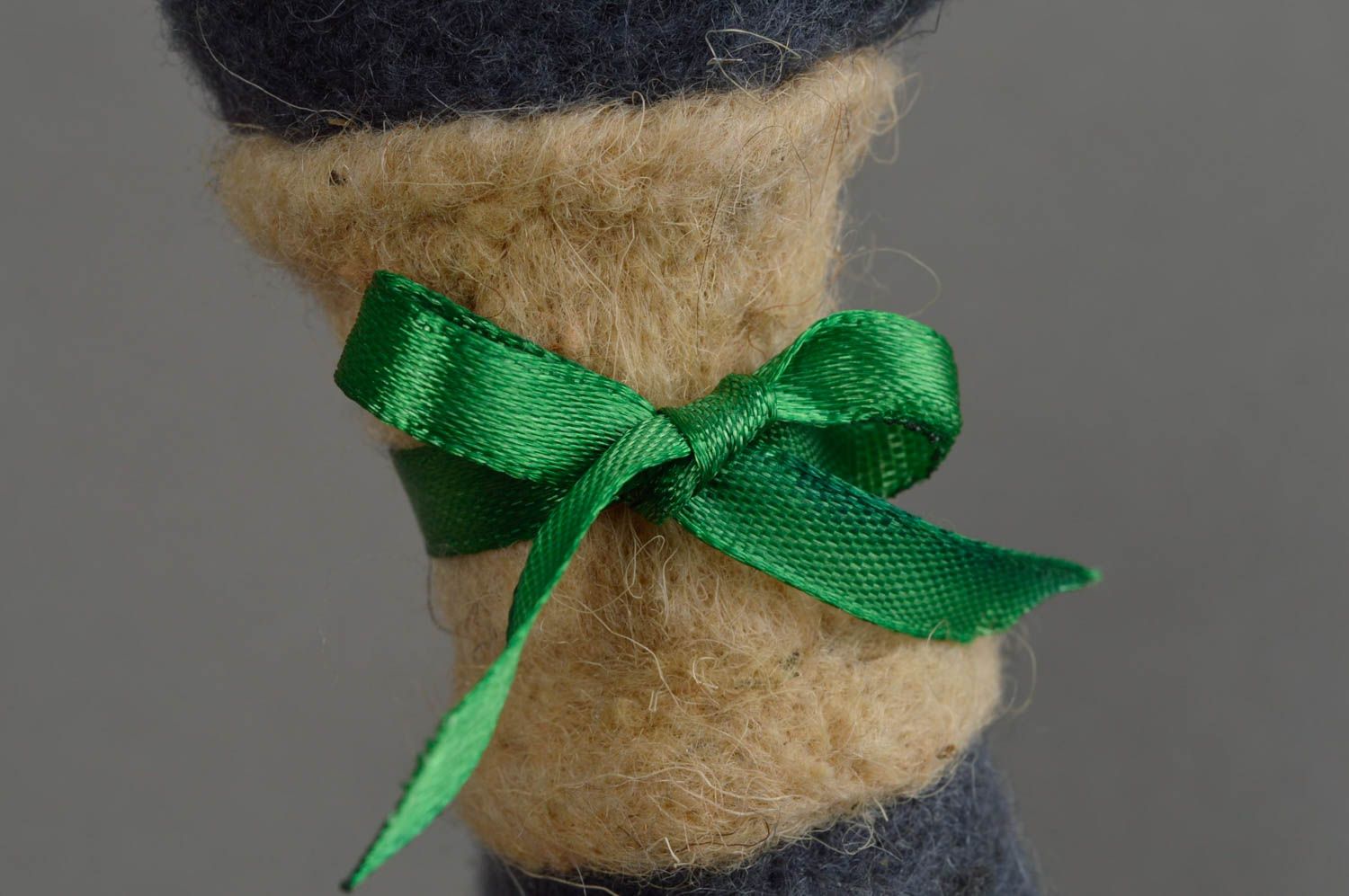 Peluche souris Jouet pour enfant fait main Cadeau original décor de maison laine photo 3