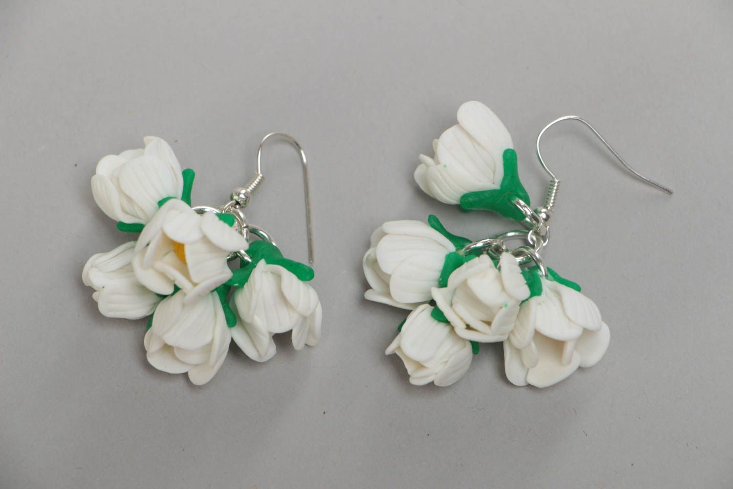 White flower earrings made of polymer clay handmade designer beautiful jewelry photo 2