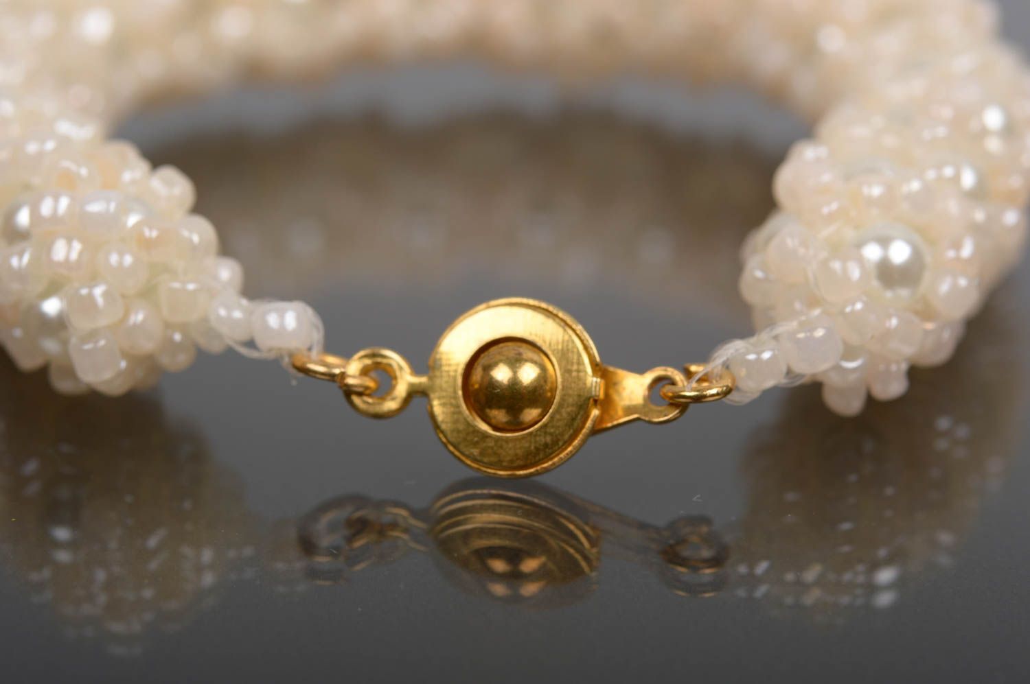 Bracelet perles rocaille Bijou fait main Accessoire femme perles blanches photo 3