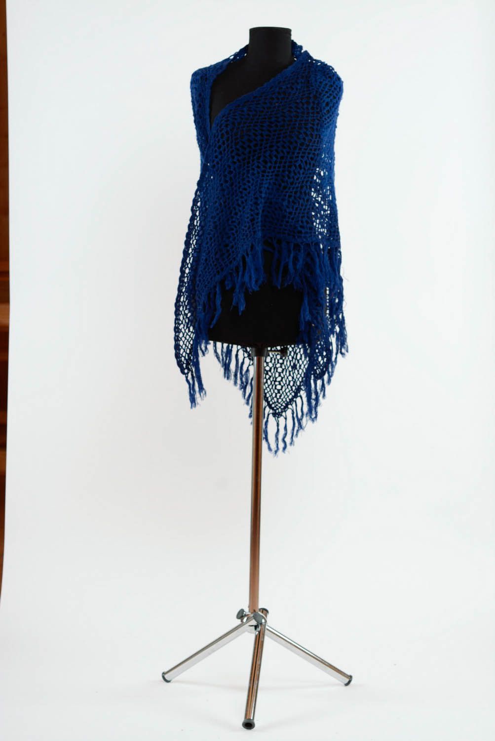 Châle tricoté main original bleu photo 2