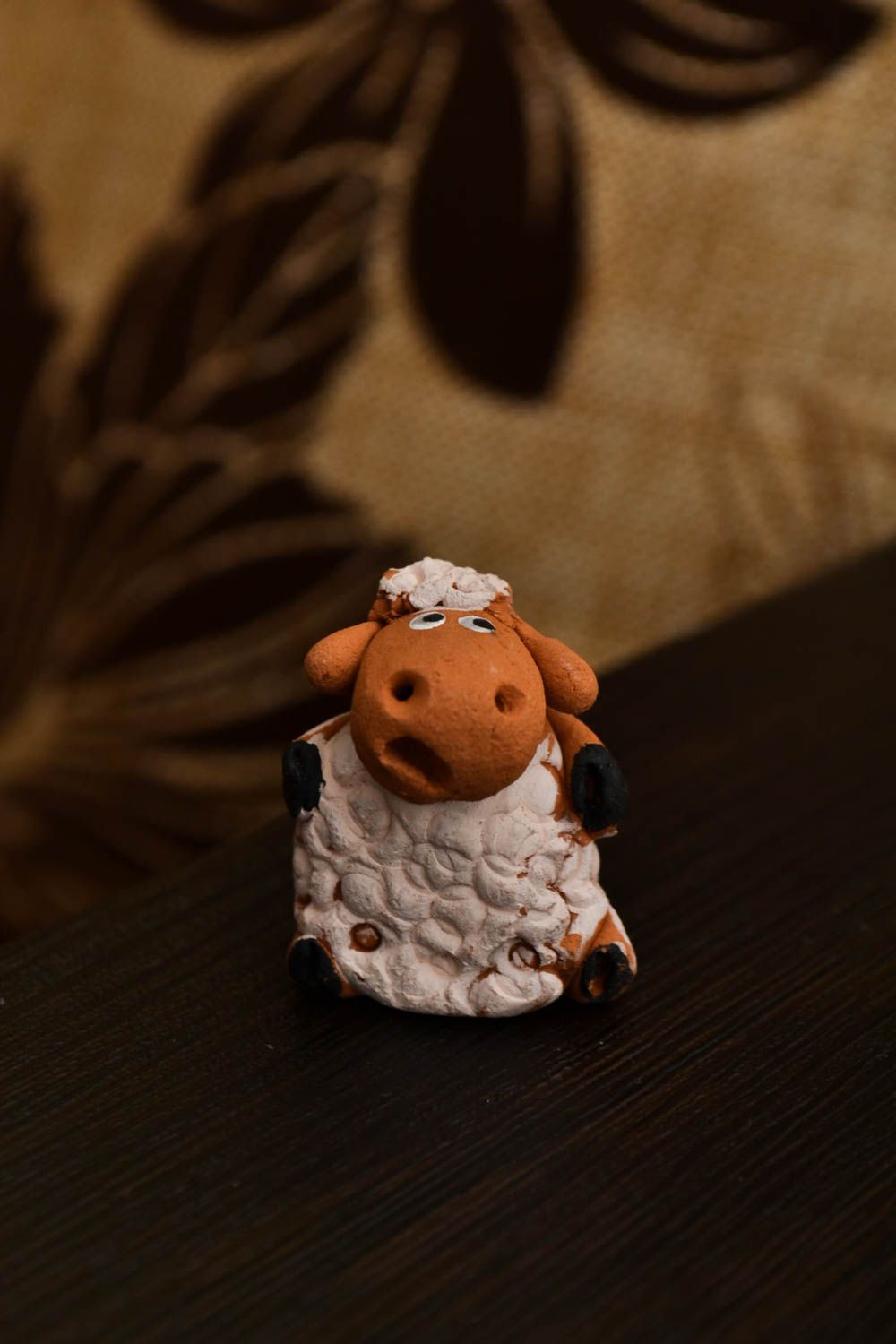 Handmade Deko Tier aus Keramik Tischdeko Idee Figur aus Ton Schaf für Haus Deko foto 1