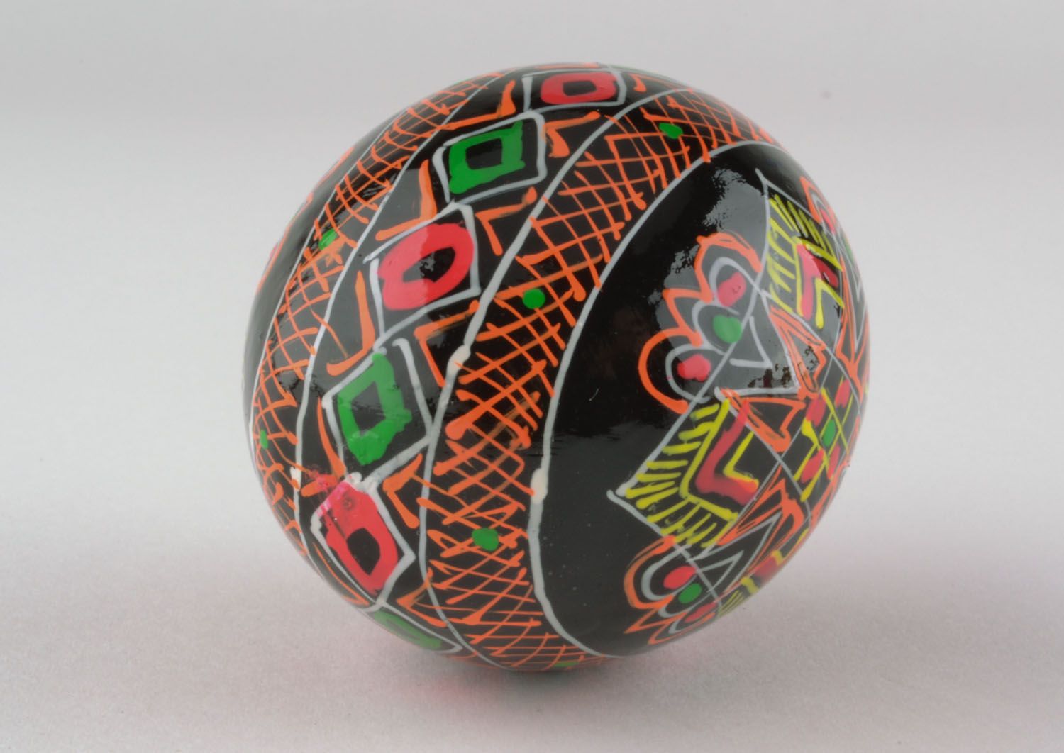 Painted wooden egg photo 4