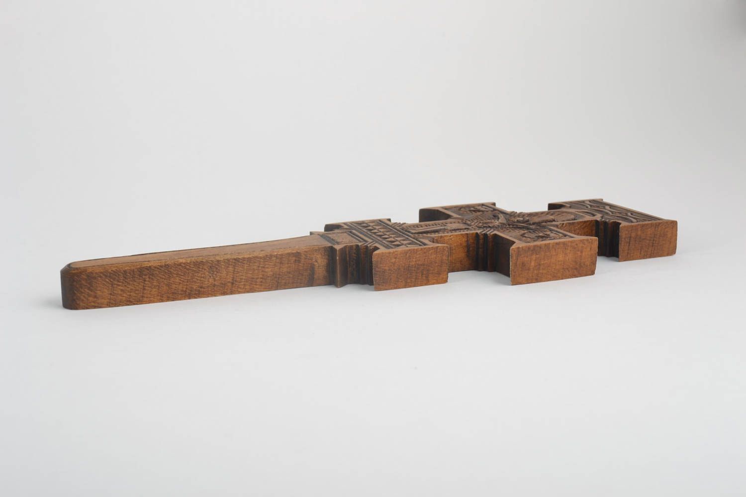 Cruz de madera hecha a mano artículo religioso original manualidad en madera foto 4