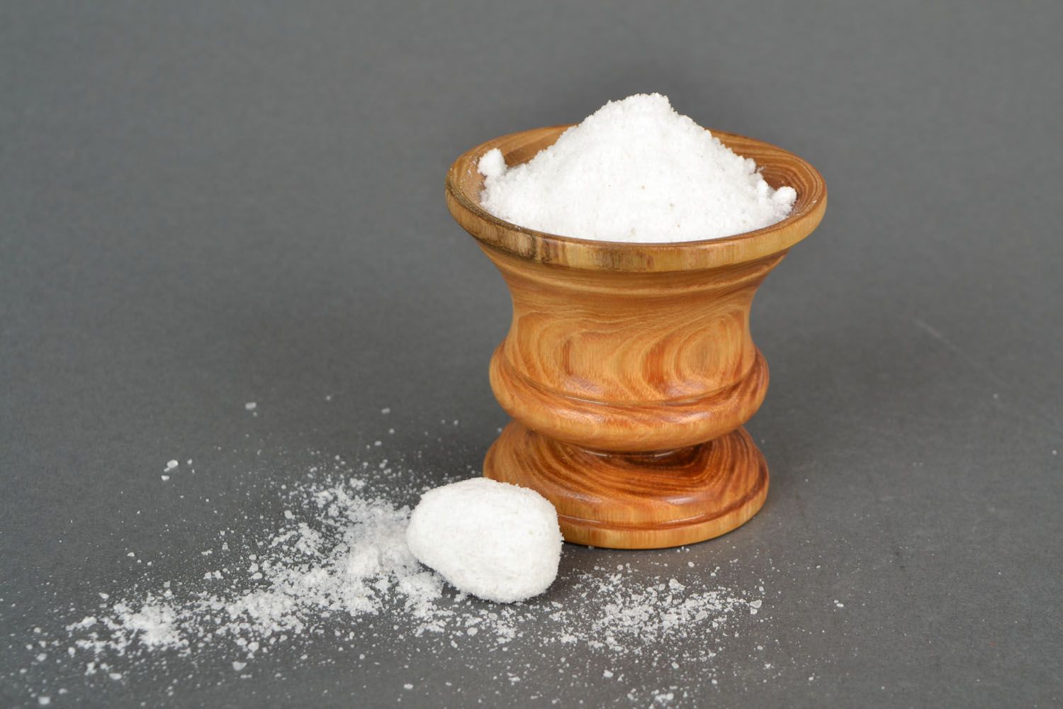 Runde Holzdose für Salz foto 1