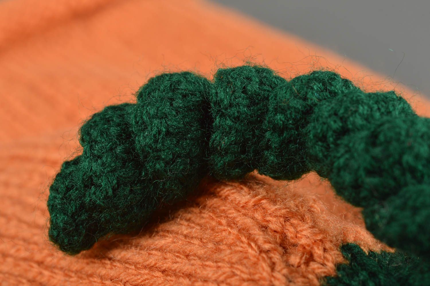 Gorro hecho a mano de color naranja regalo original para niñas ropa infantil foto 3