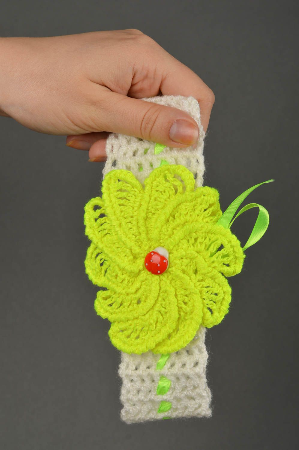 Bandeau cheveux Accessoire fait main tricoté fleur éclatante Cadeau pour enfant photo 1