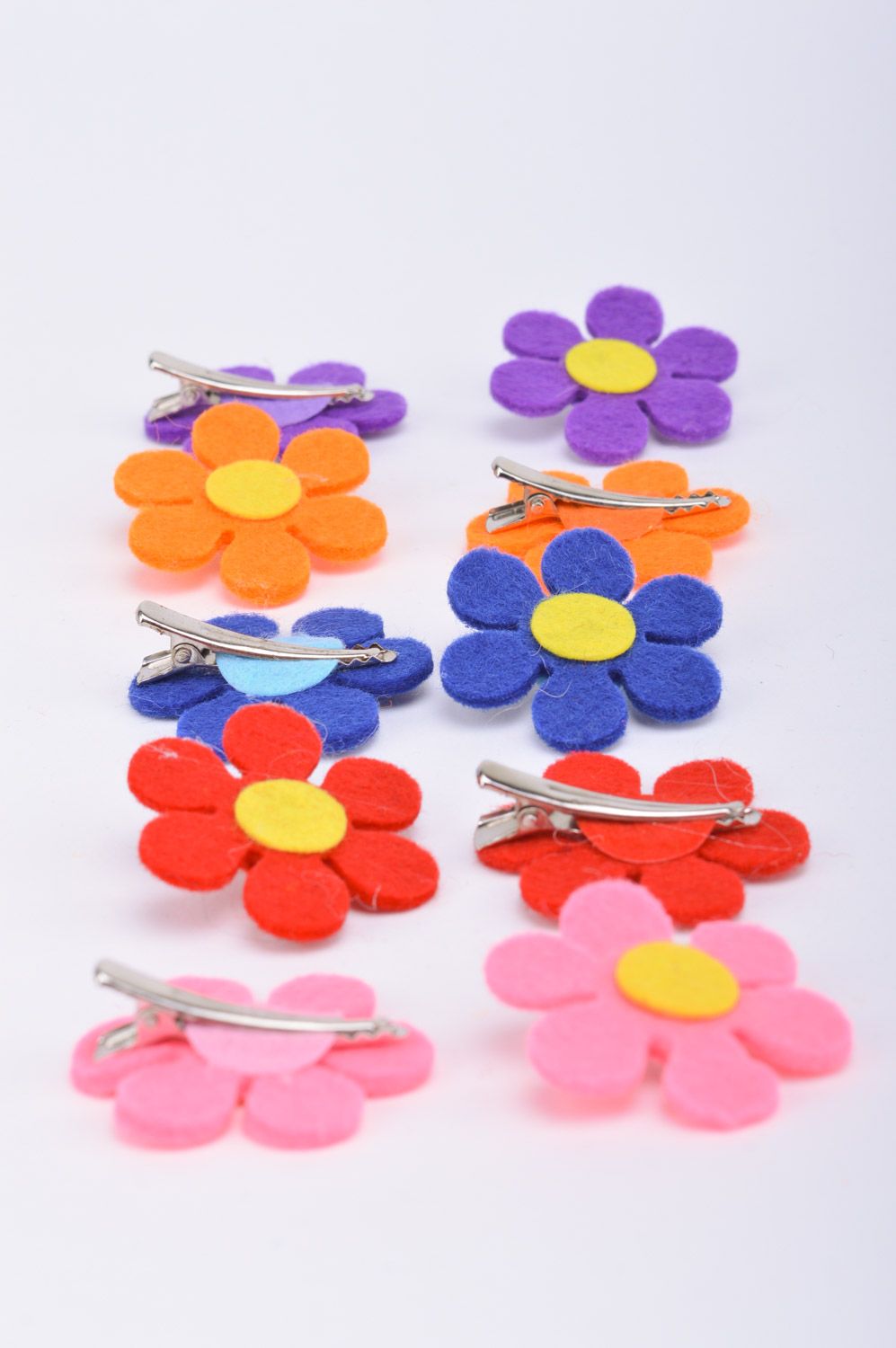 Handmade set of felt hairpins in the form of flowers 10 pieces for daughter photo 5
