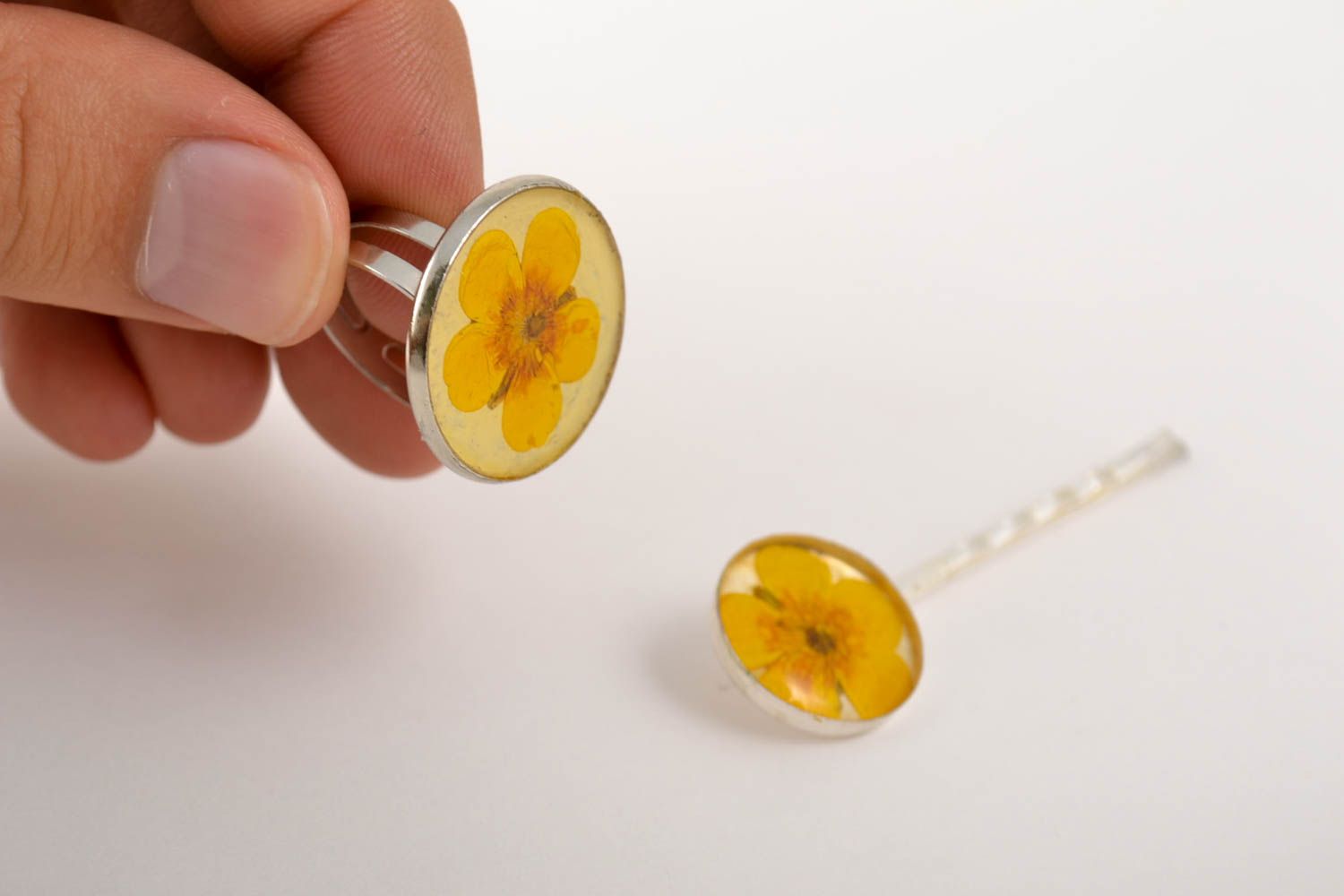 Handmade botanical hairpin bobby pin epoxy ring design accessories for girls photo 5