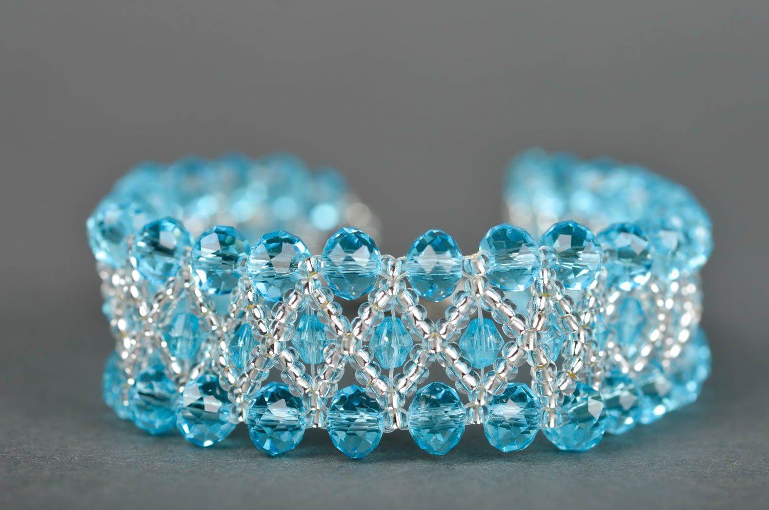 Handmade festive wrist bracelet beaded blue bracelet female jewelry gift photo 3