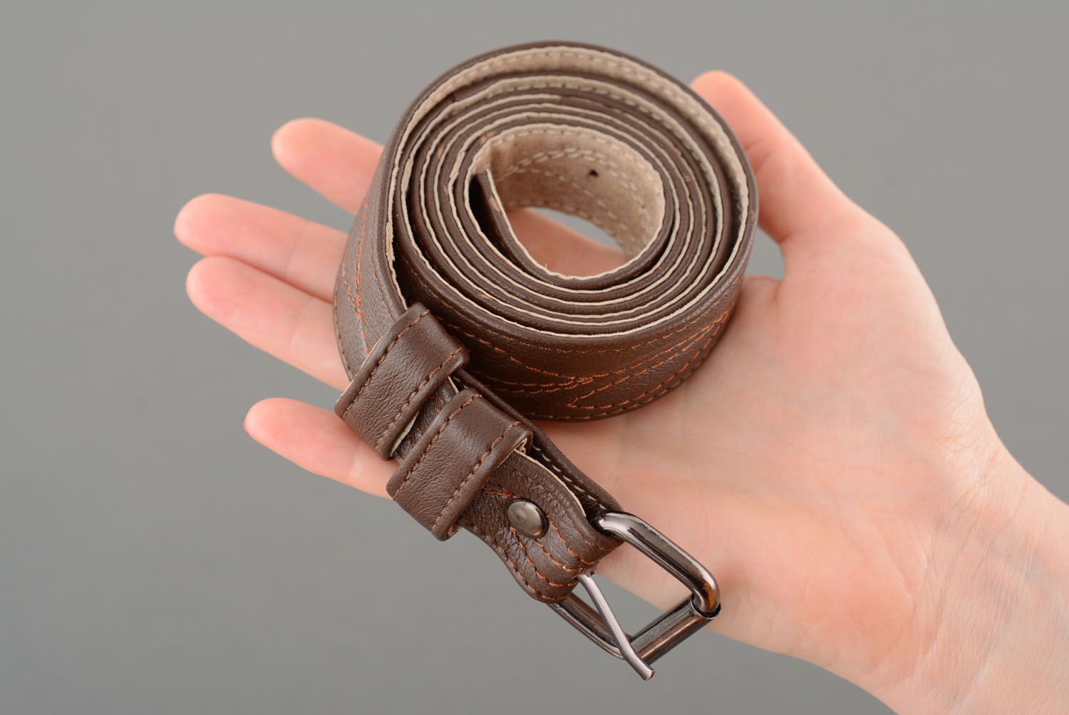 Brauner Gürtel aus Leder handmade foto 4
