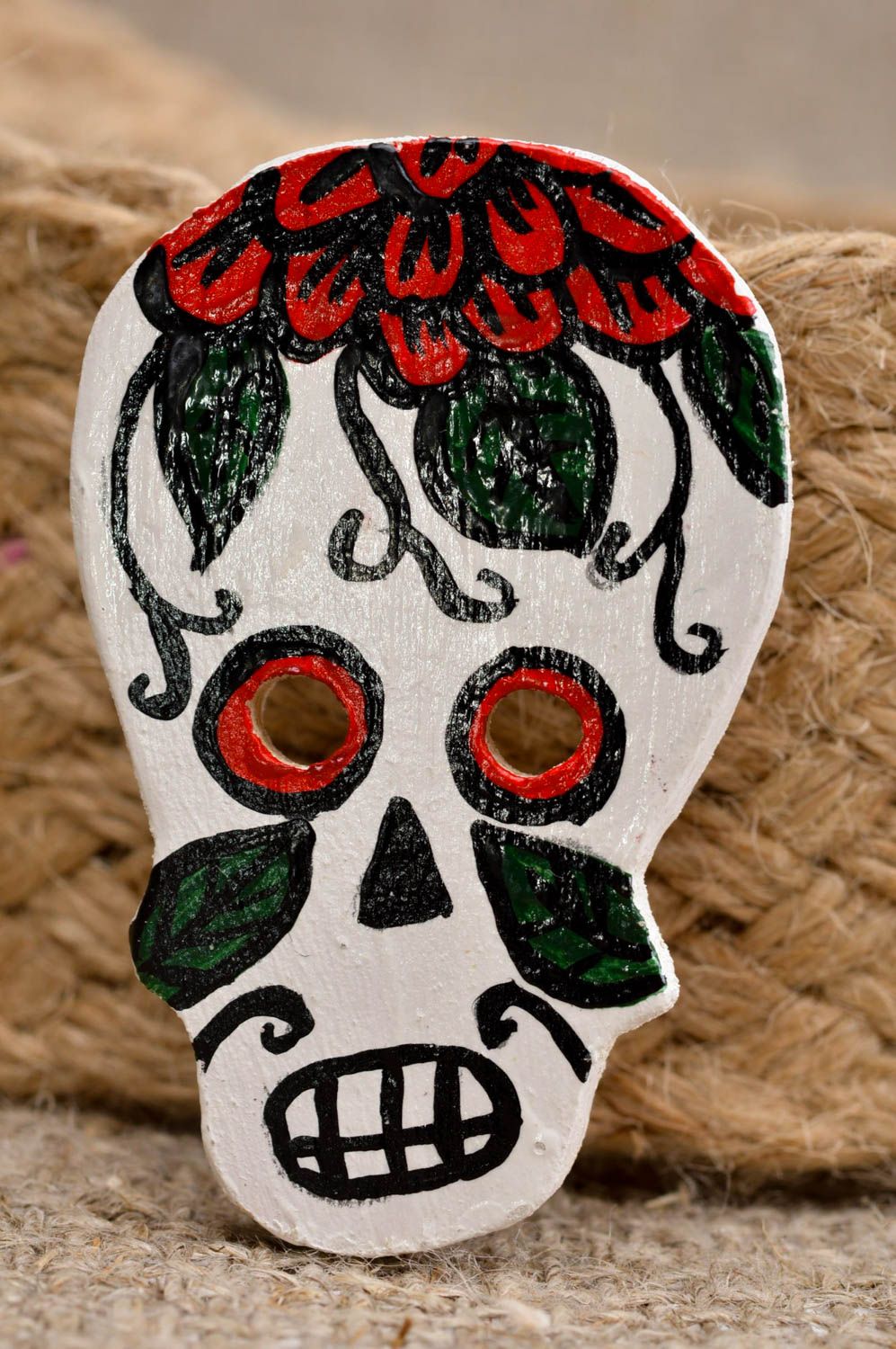 Broche artesanal de madera accesorio de moda hecho a mano regalo original Cráneo foto 1