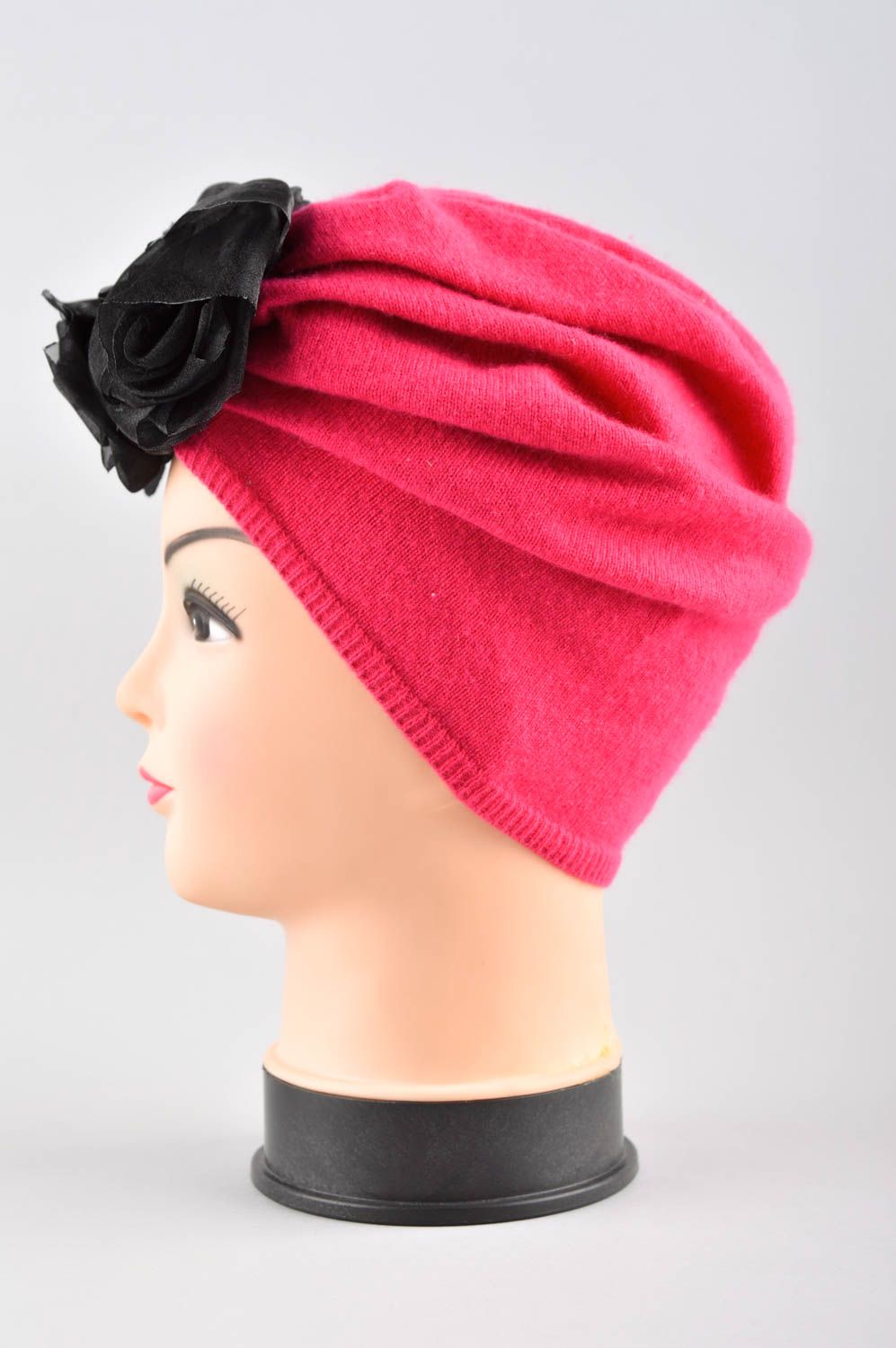 Перчатки ручной работы зимняя шапка с цветами женские аксессуары набор розовые фото 3