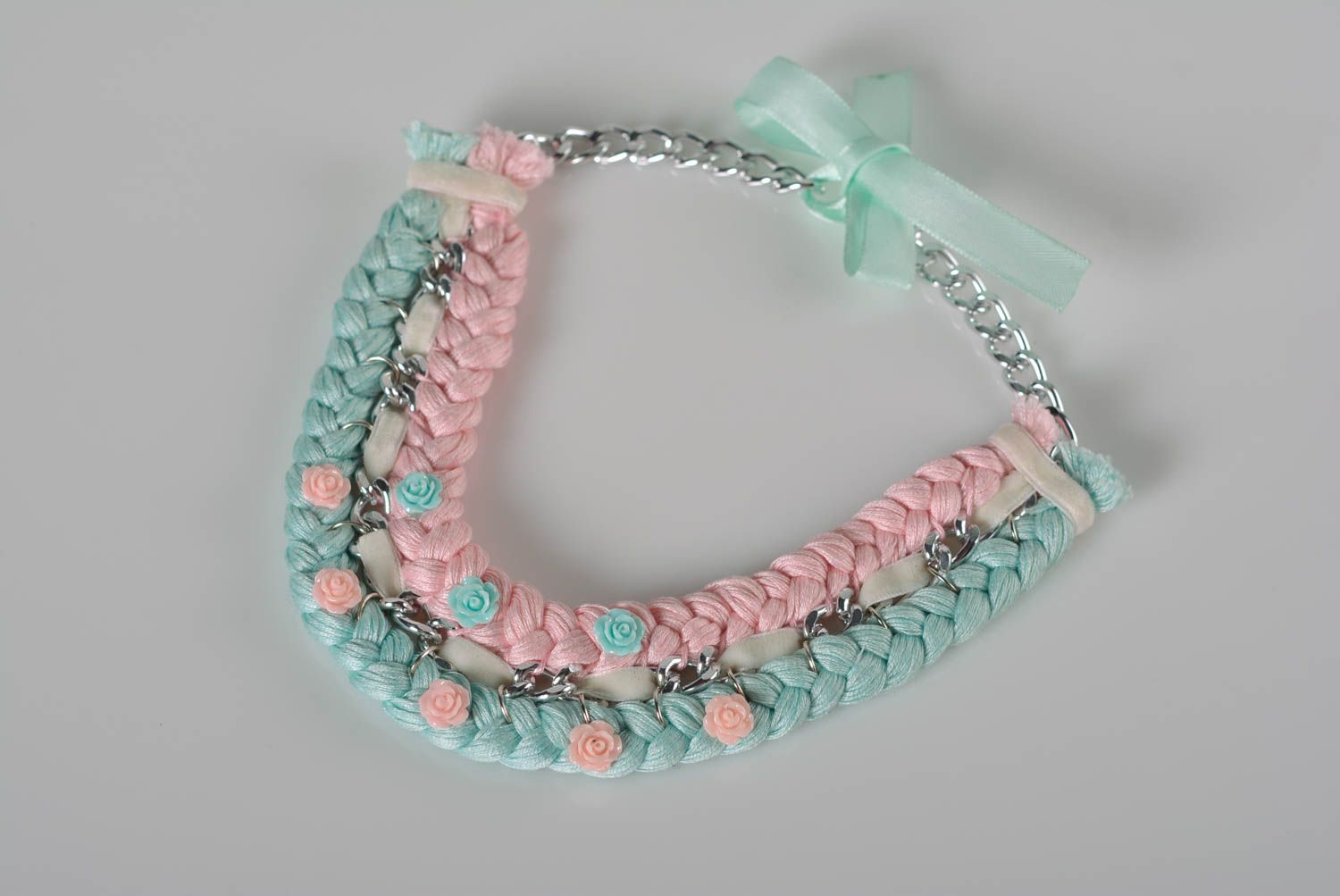 Modeschmuck Collier Halskette aus Stoff handgemachter Schmuck zart ungewöhnlich foto 3