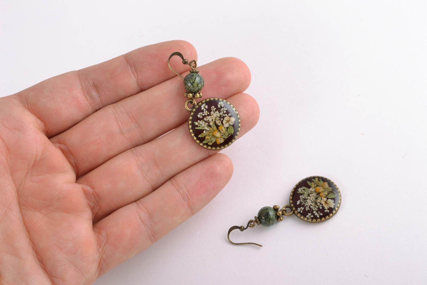 Long earrings with flowers in epoxy resin photo 2