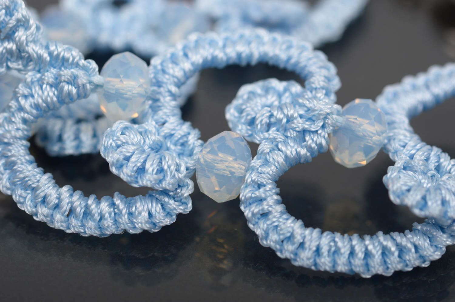 Bracelet bleu Bijou fait main fils de soie au crochet avec cristal Cadeau femme photo 3