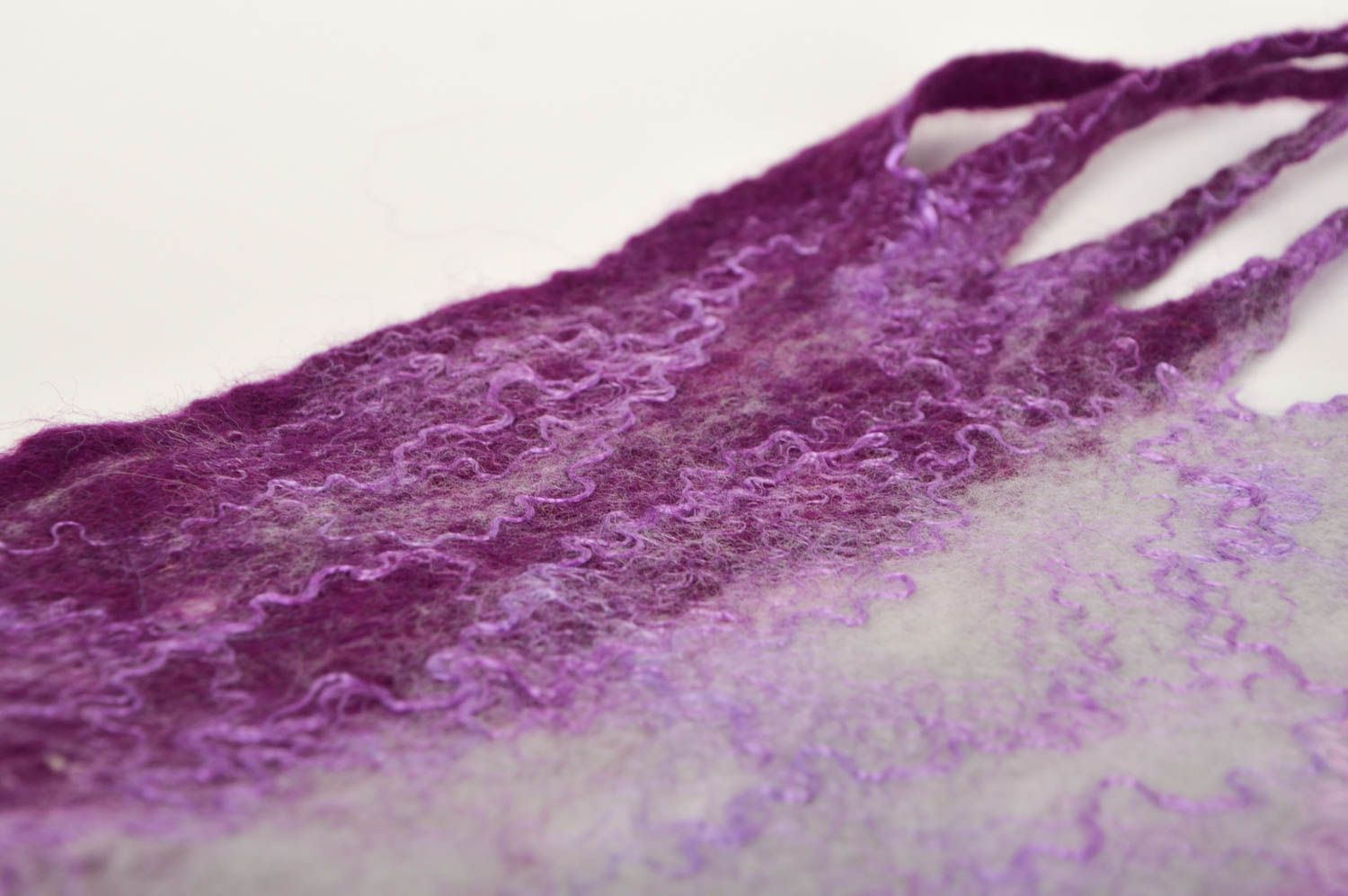 Écharpe laine fait main Accessoire femme violet design original Cadeau femme photo 4