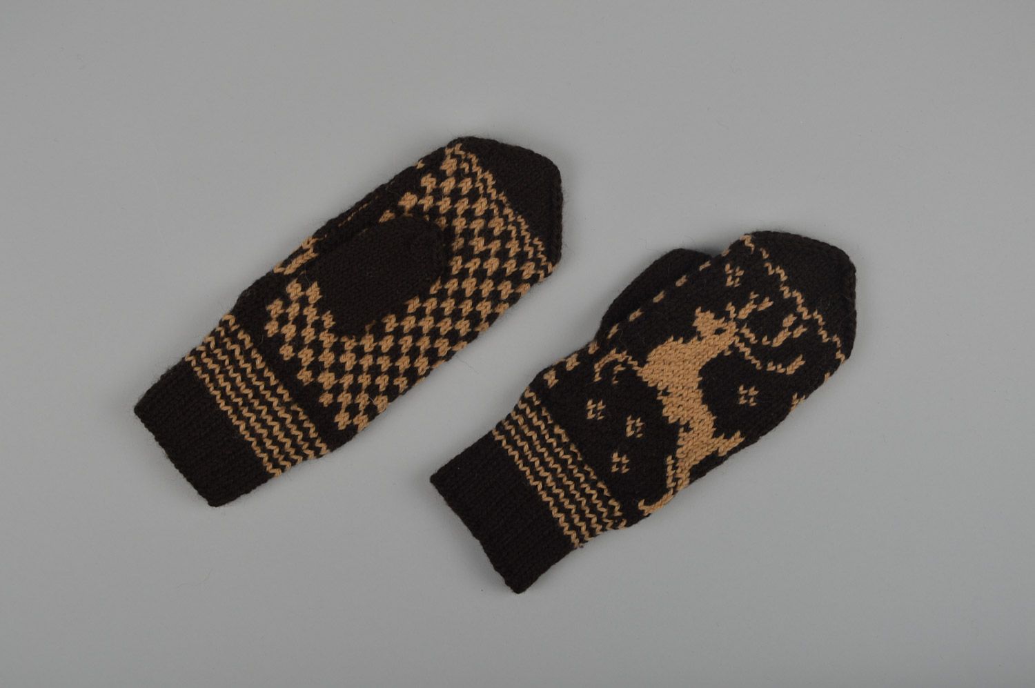 Handmade warm winter mittens knitted of wool with fancy ornaments Deer for men photo 4