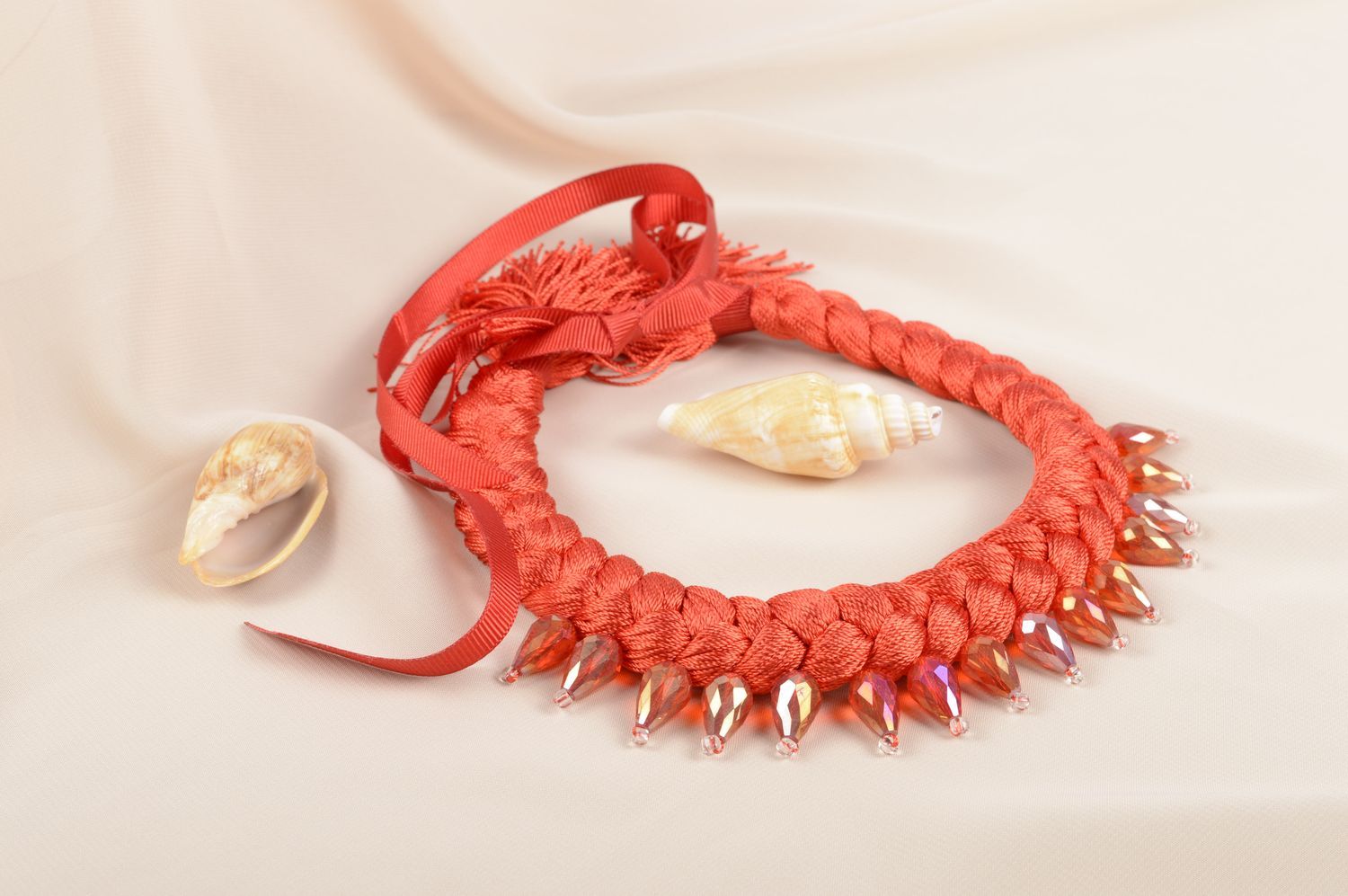 Damen Halskette handmade Stoff Schmuck in Rot Mode Schmuck originell prächtig foto 5