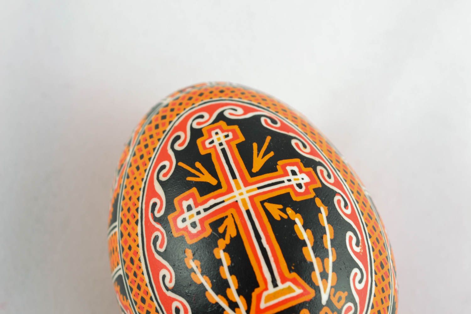 Homemade painted Easter egg photo 2