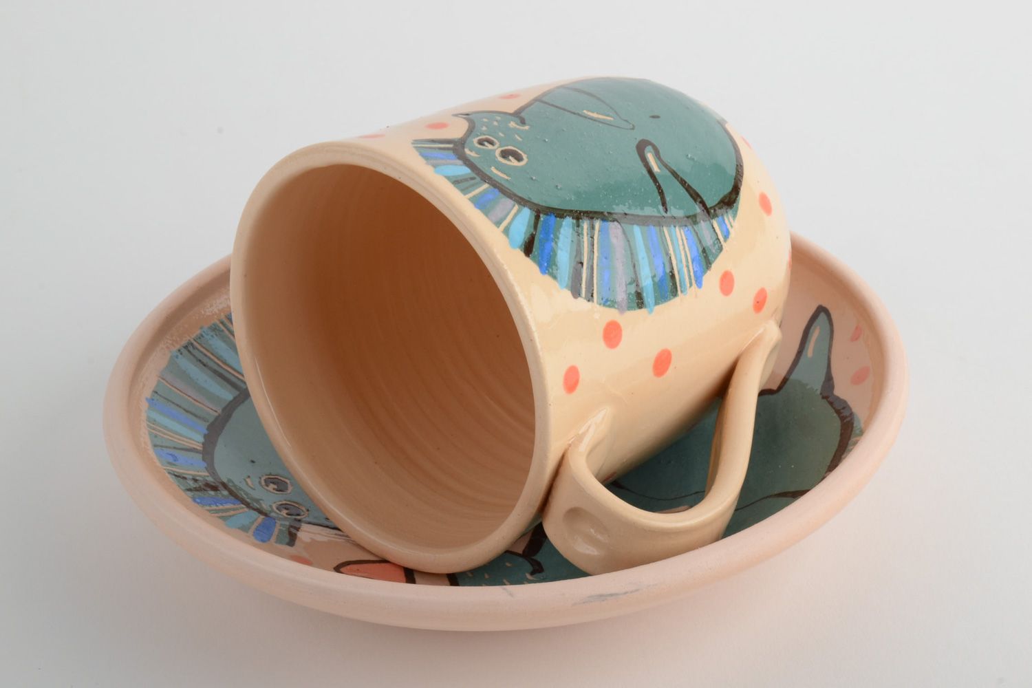 Set of ceramic handmade kitchenware set of kids' drinking cup and plate bowl with hedgehogs pattern photo 4