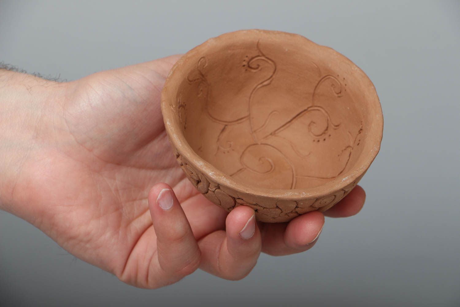 Small ceramic bowl photo 4