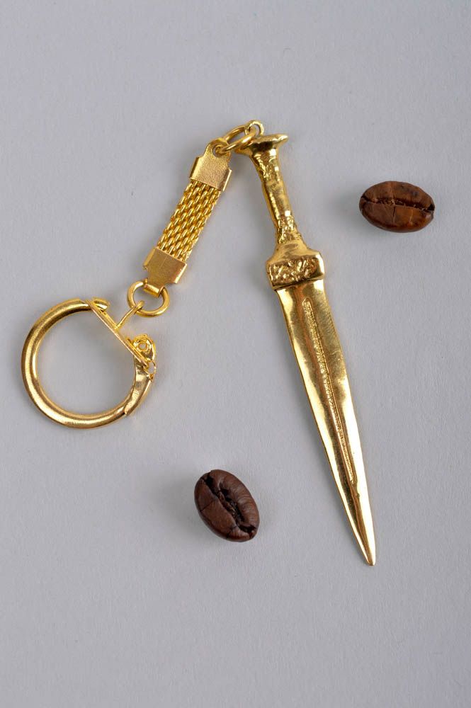Llavero de metal hecho a mano regalo para amigos accesorio para llaves espada foto 1