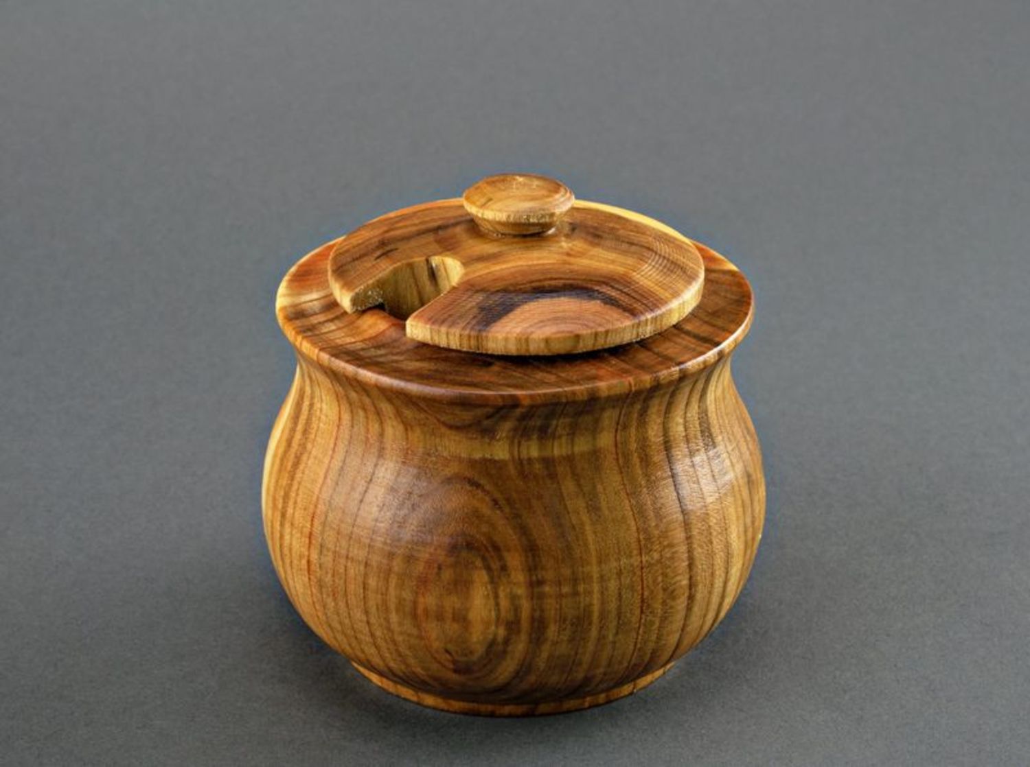 Pot en bois à épices photo 2