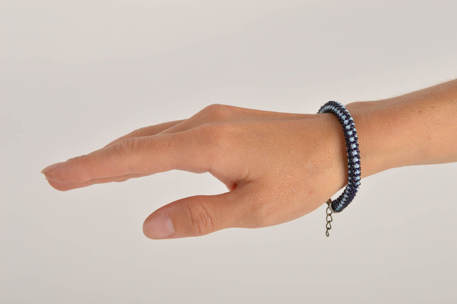 Bracciale tubolare fatto a mano braccialetto interessante azzurro blu da donna foto 5