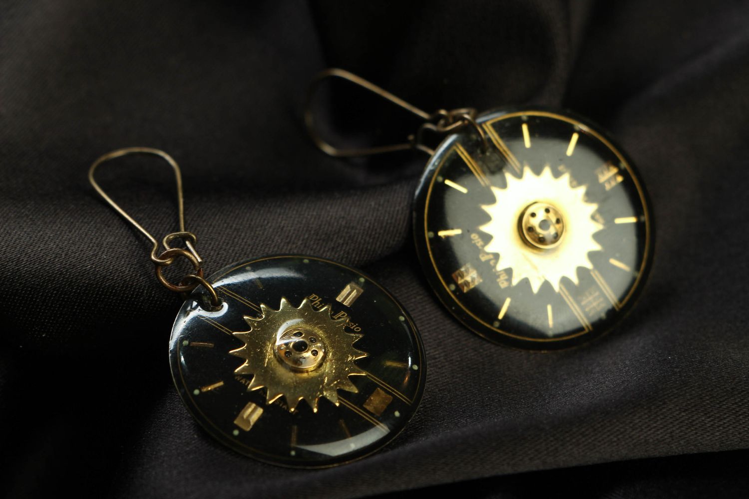 Unusual metal earrings in steampunk style Time photo 2