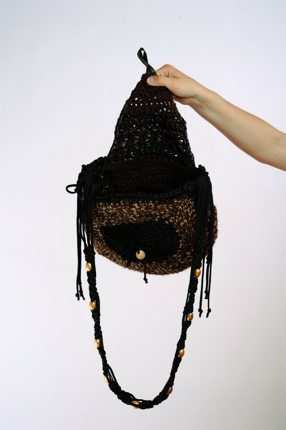 Woven bag with long strap photo 4