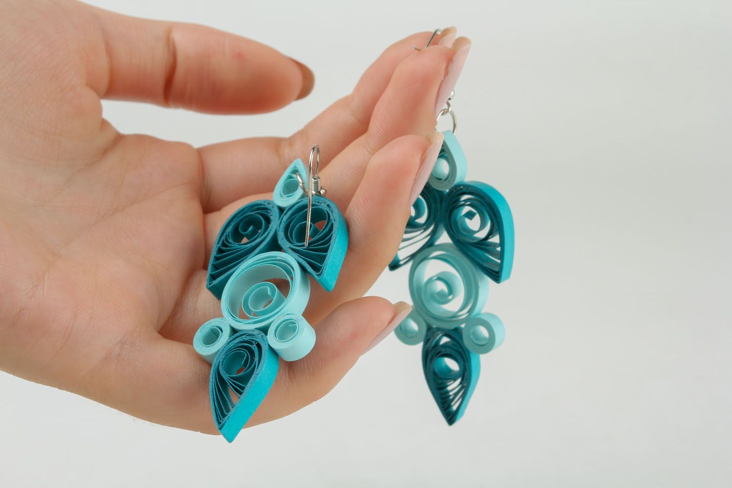 Large earrings made using quilling technique photo 5