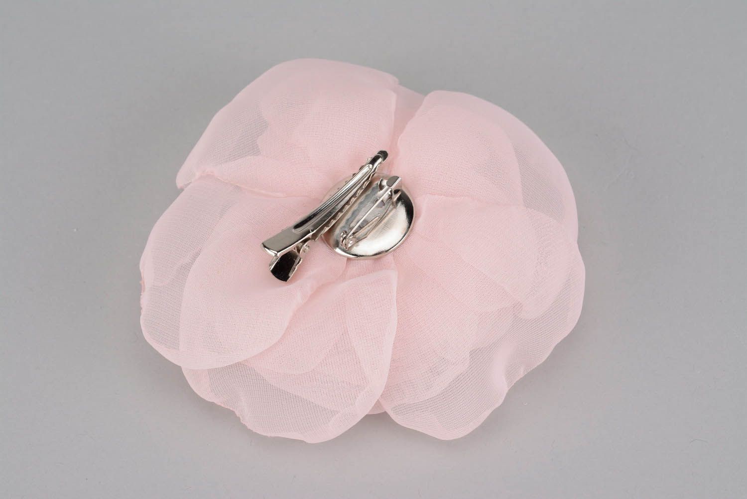 Fashionable brooch hairpin in the shape of a flower photo 2