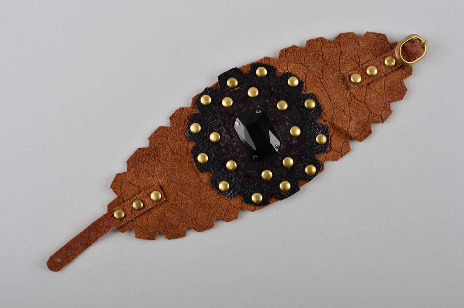 Bracelet cuir marron Bijou fait main large design de créateur Cadeau femme photo 4